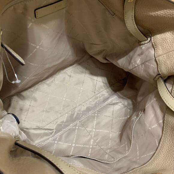 MICHAEL KORS Spacious Large BISQUE Beige Pebbled Leather LENOX Shoulder Tote - Picture 7 of 16